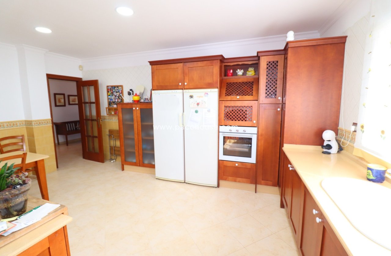 Resale - Villa -
Lorca