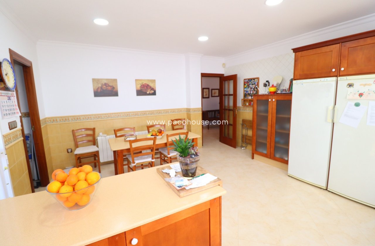 Resale - Villa -
Lorca
