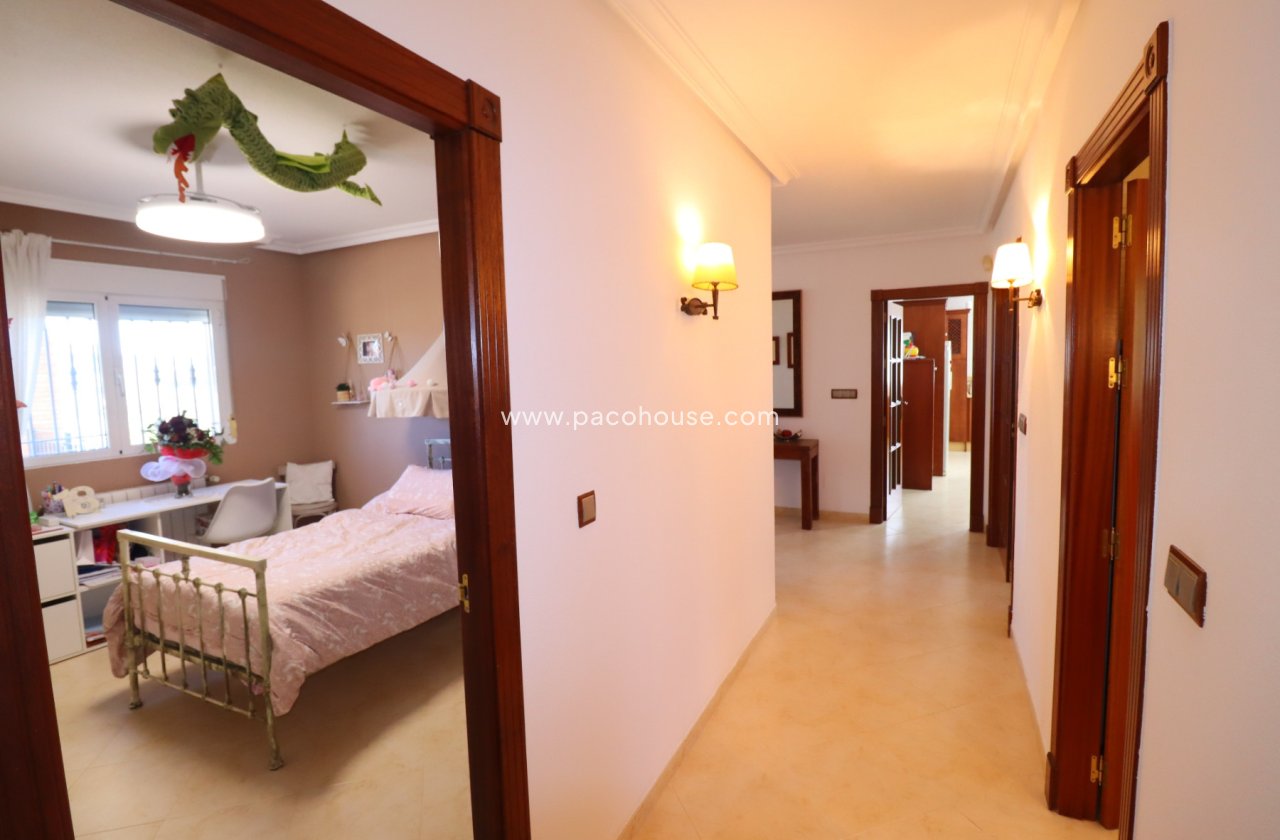 Resale - Villa -
Lorca