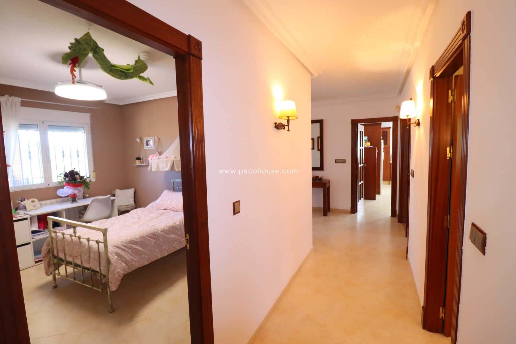 Resale - Villa -
Lorca