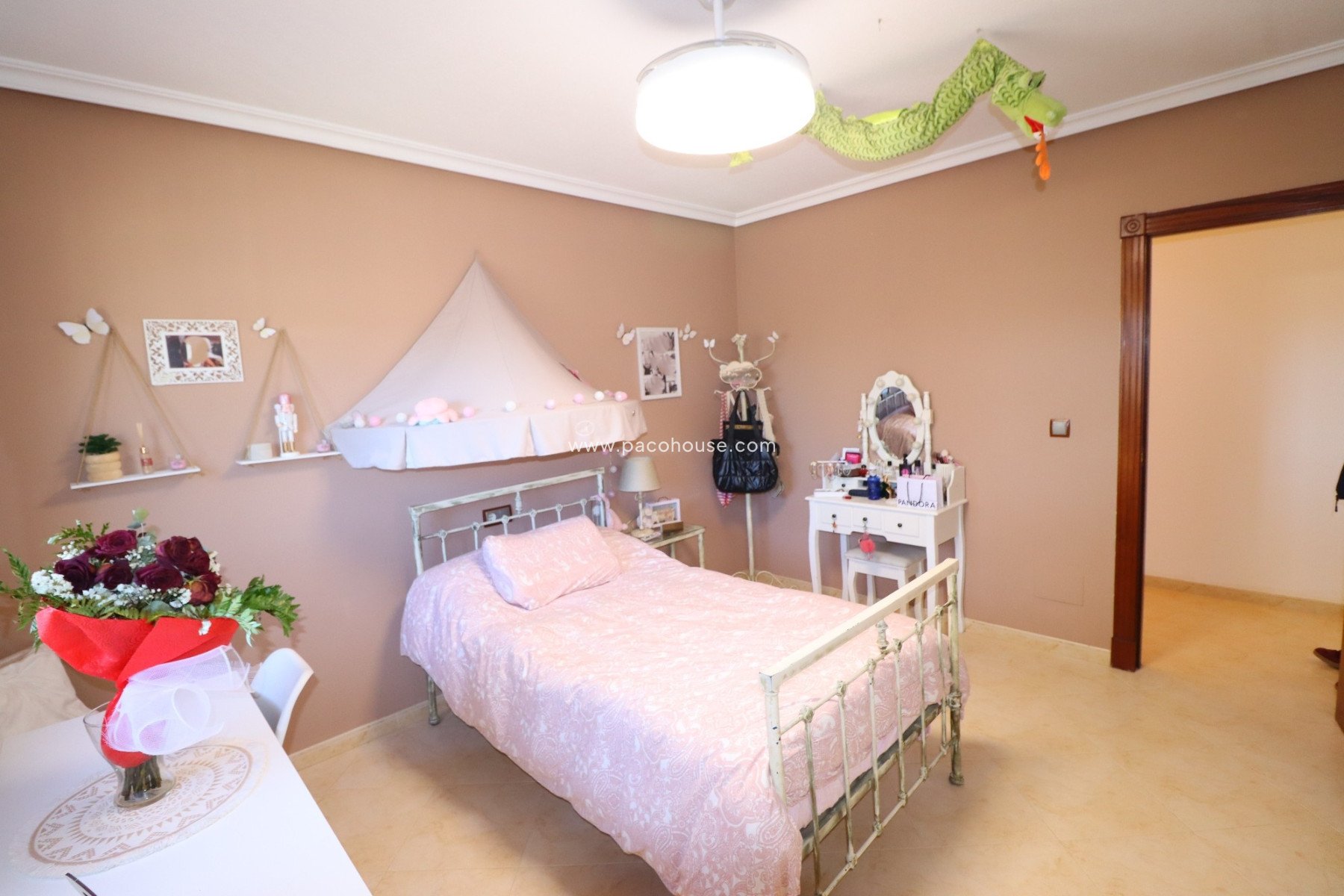 Resale - Villa -
Lorca