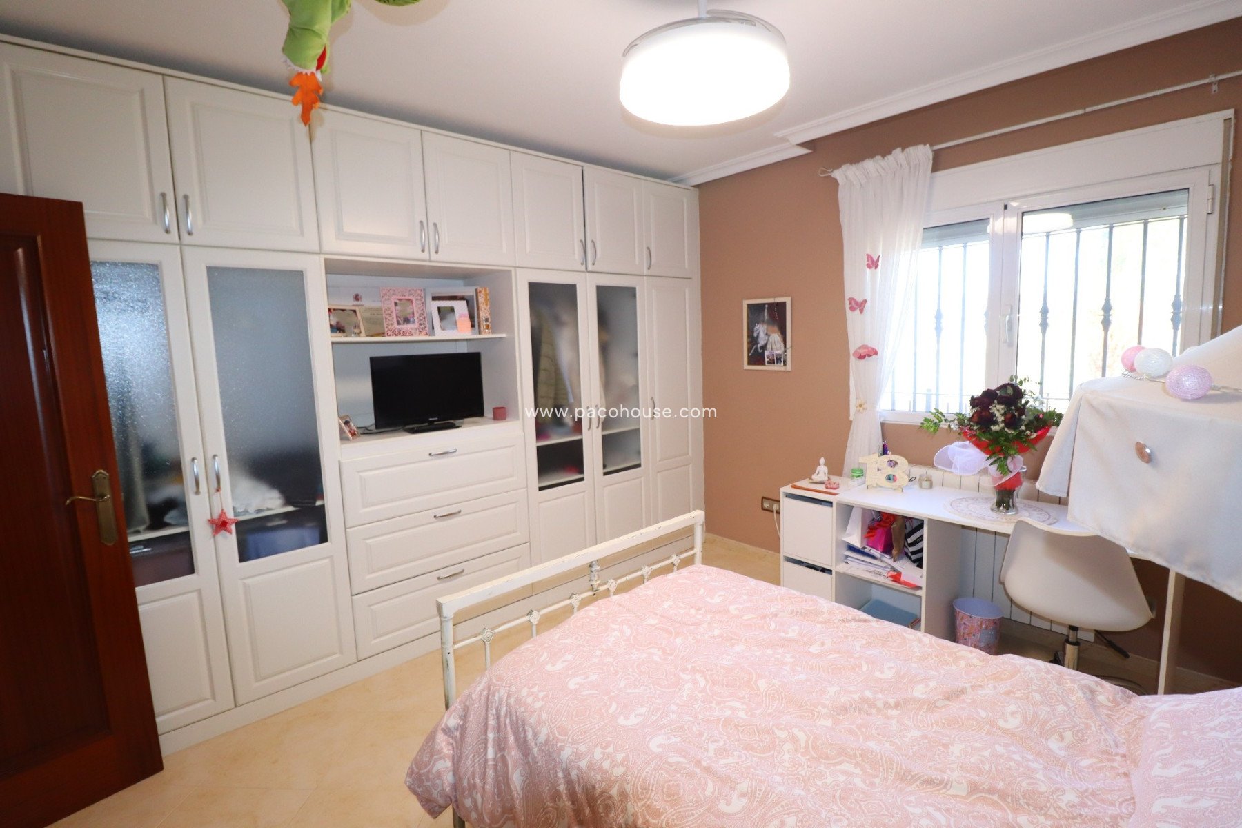 Resale - Villa -
Lorca