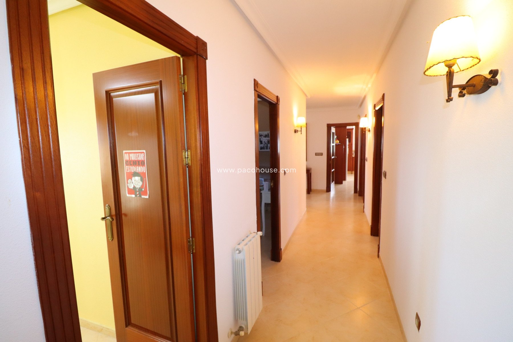 Resale - Villa -
Lorca