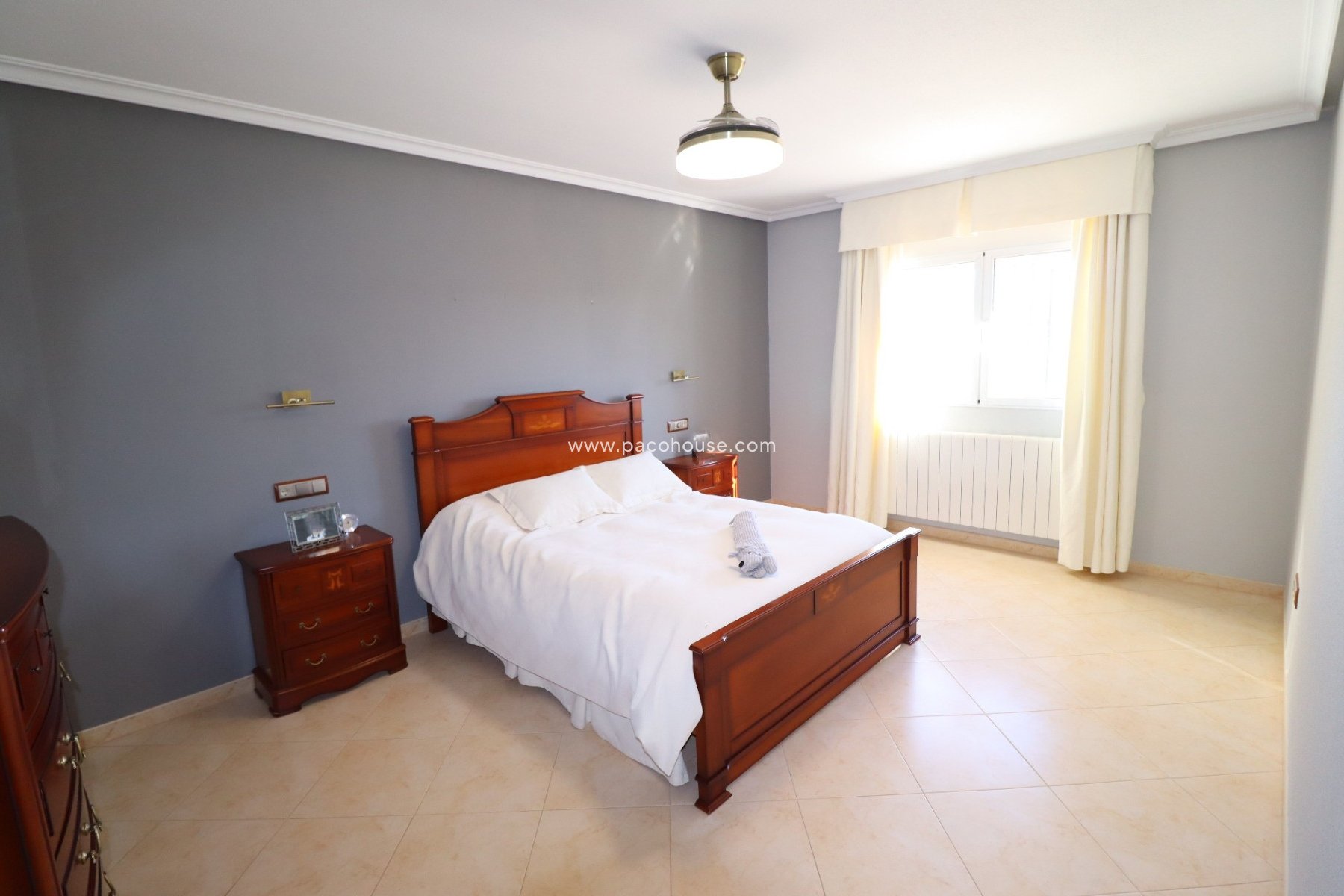 Resale - Villa -
Lorca