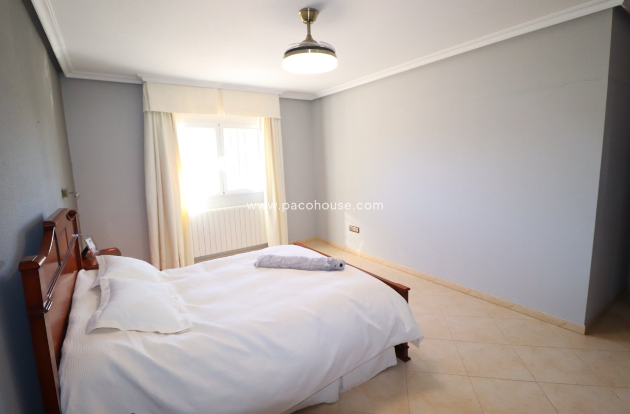 Resale - Villa -
Lorca