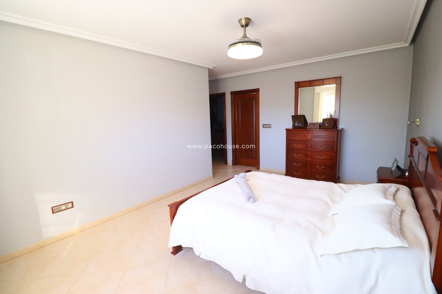 Resale - Villa -
Lorca