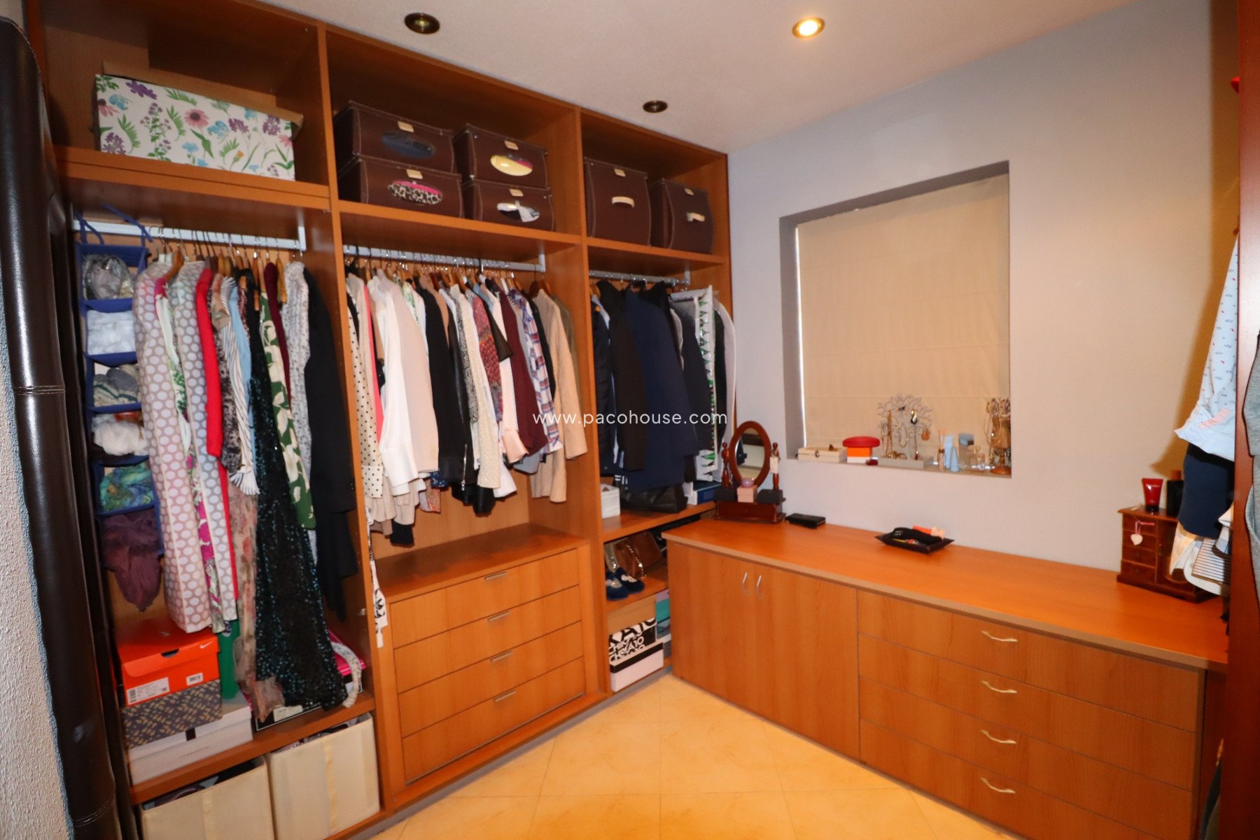 Resale - Villa -
Lorca