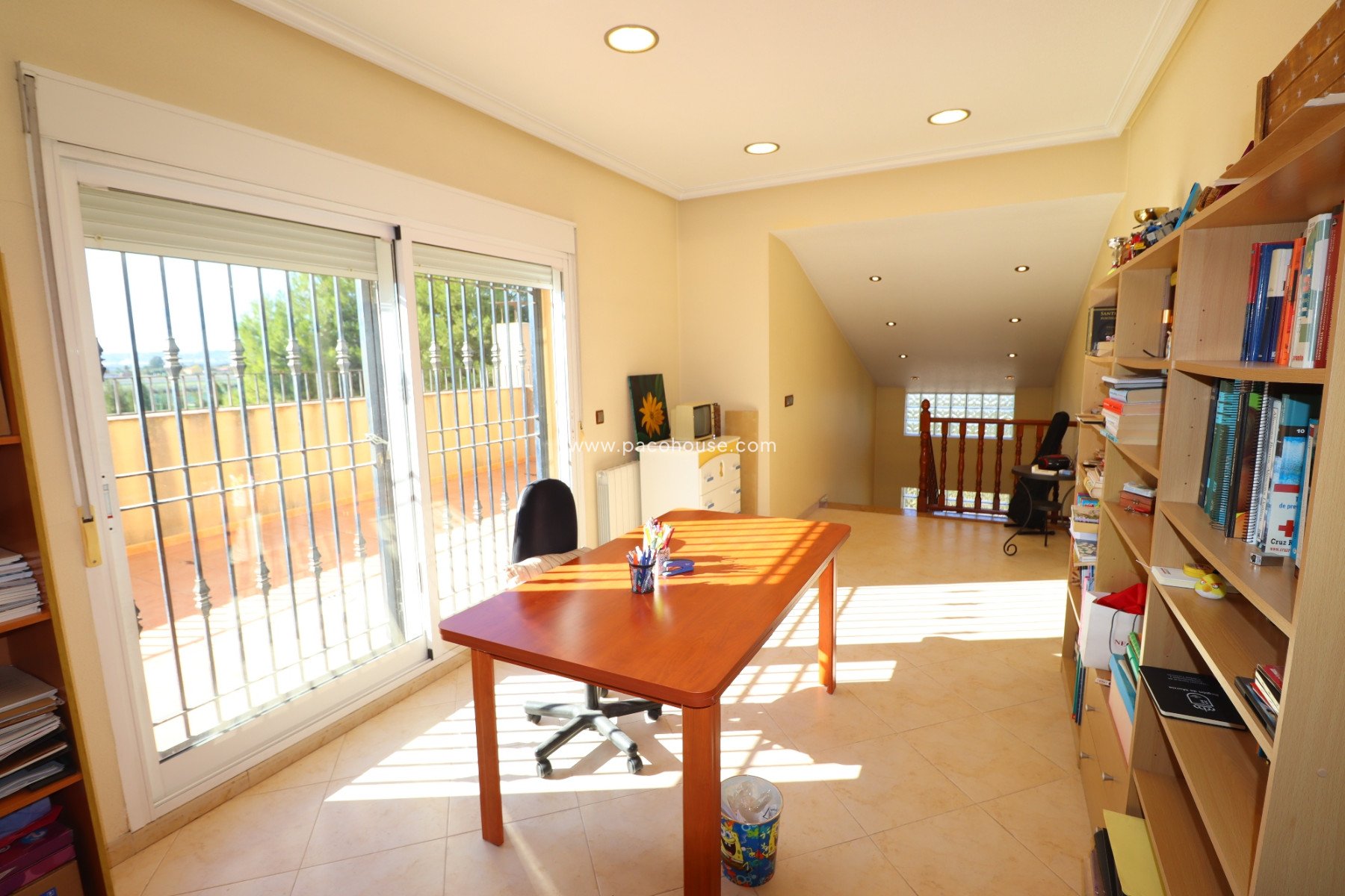 Resale - Villa -
Lorca