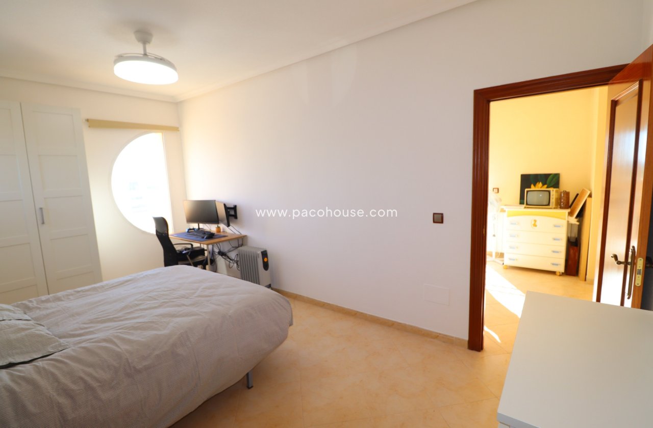 Resale - Villa -
Lorca