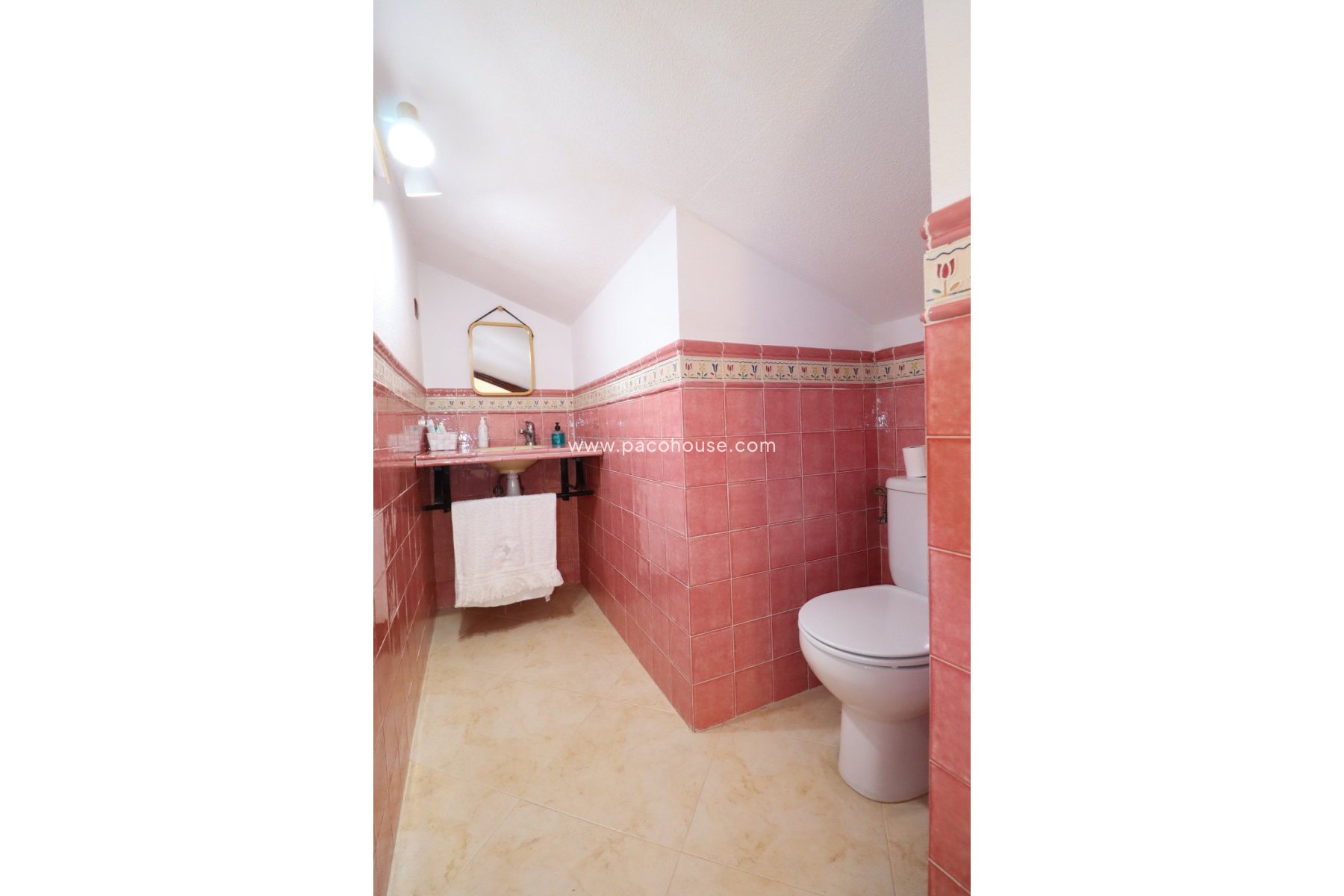 Resale - Villa -
Lorca