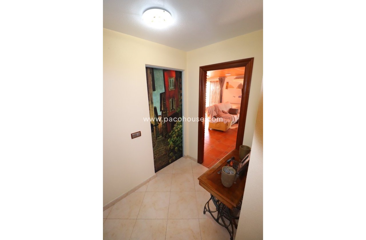 Resale - Villa -
Lorca