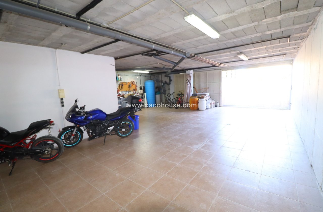 Resale - Villa -
Lorca
