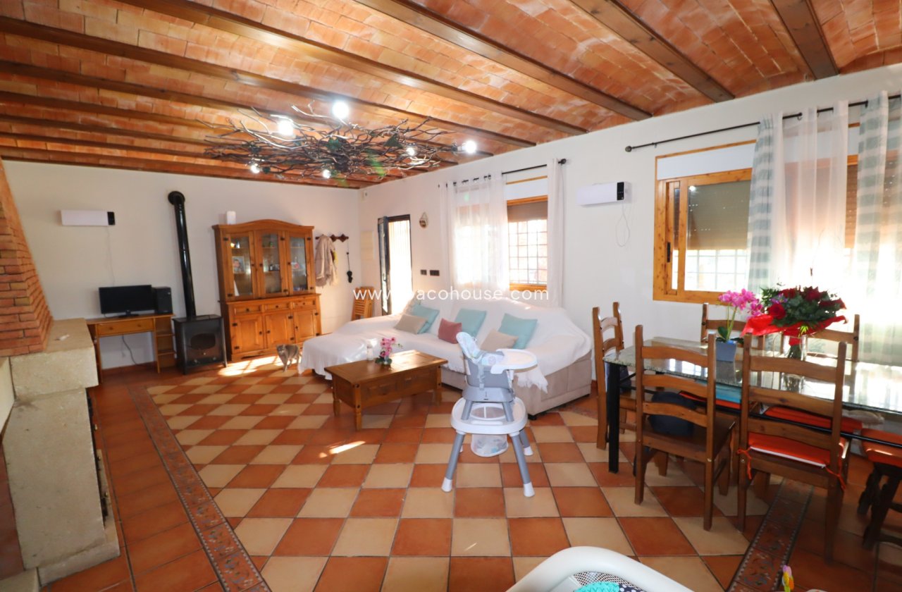 Resale - Villa -
Lorca