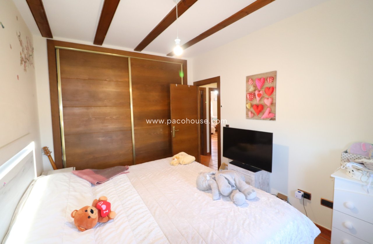 Resale - Villa -
Lorca