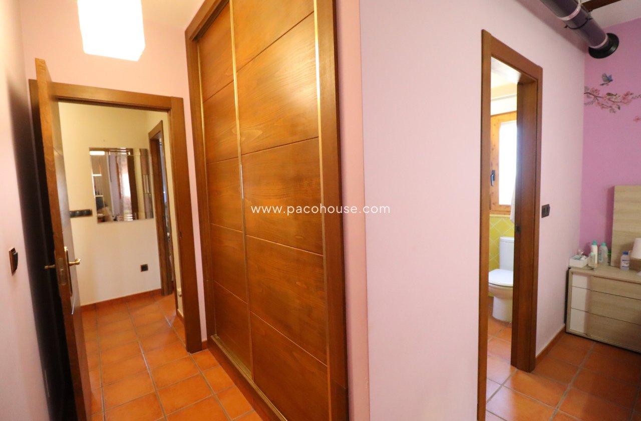 Resale - Villa -
Lorca