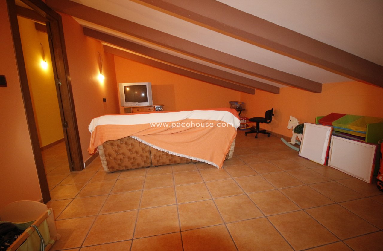 Resale - Villa -
Lorca