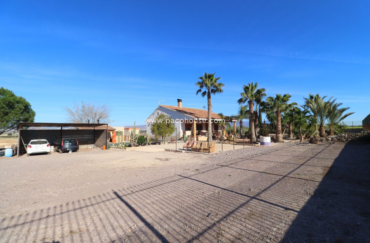 Resale - Villa -
Lorca