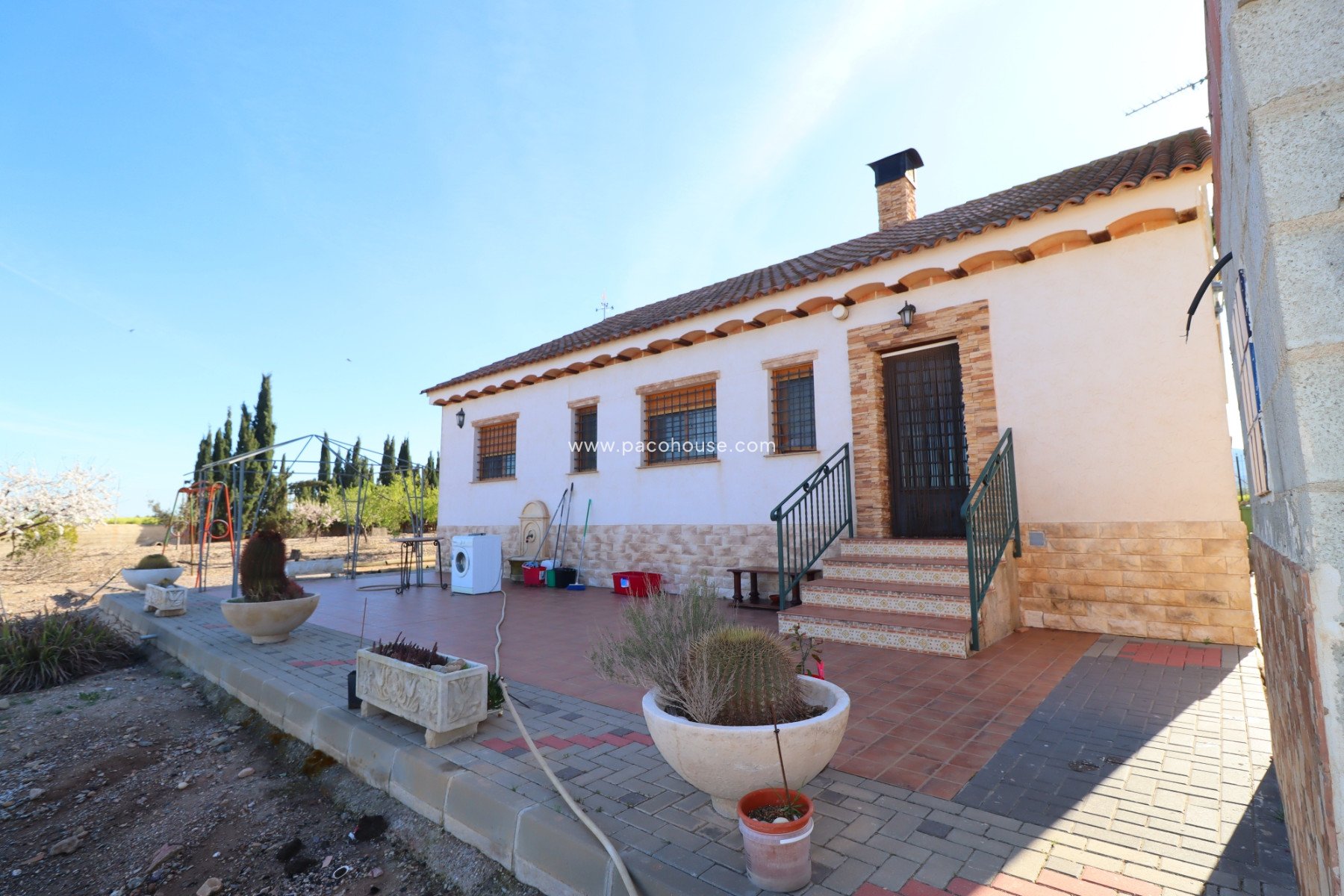 Resale - Villa -
Lorca