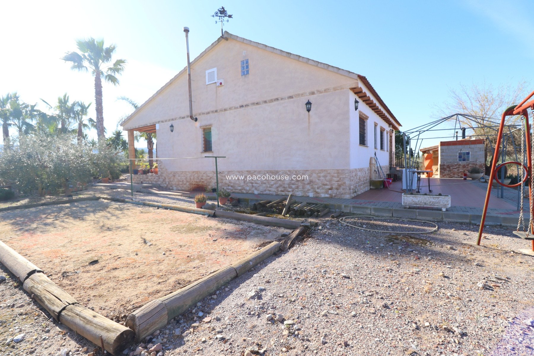 Resale - Villa -
Lorca