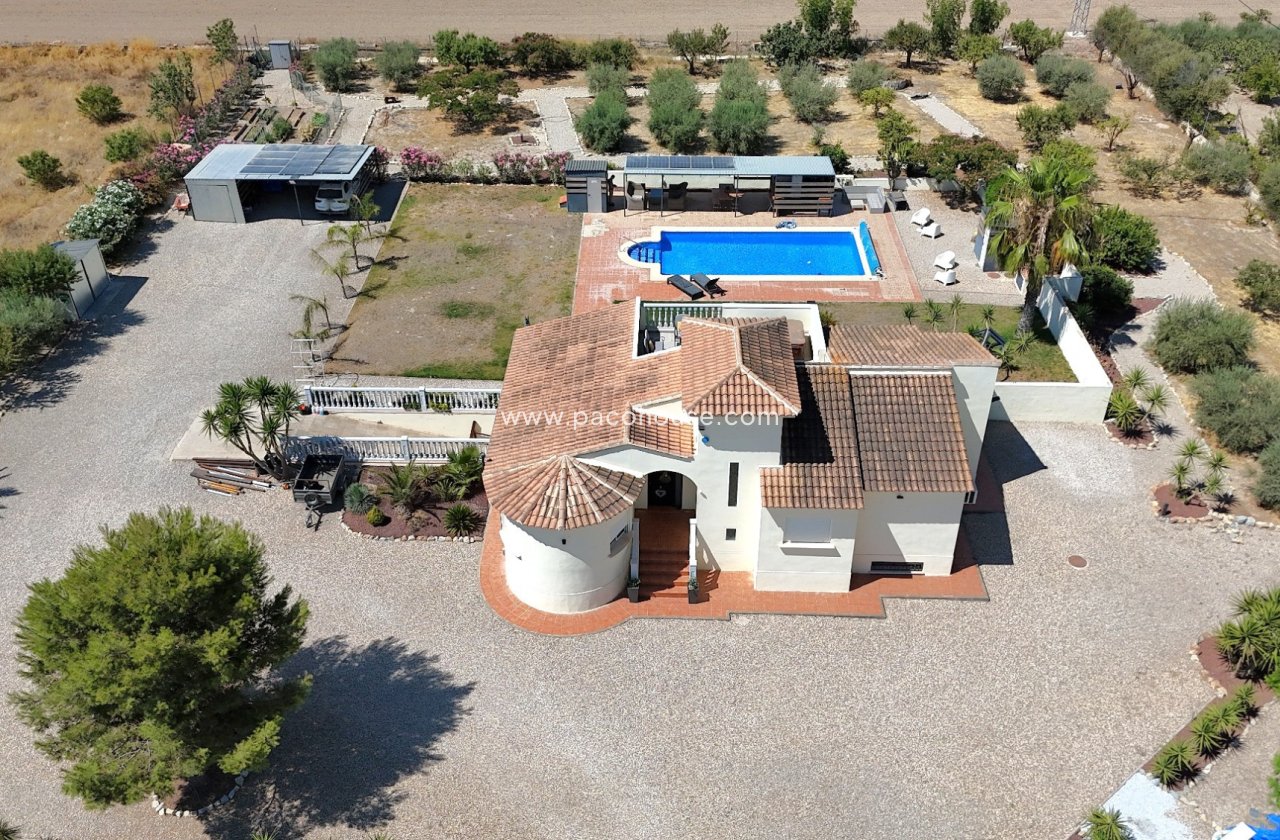 Resale - Villa -
Lorca