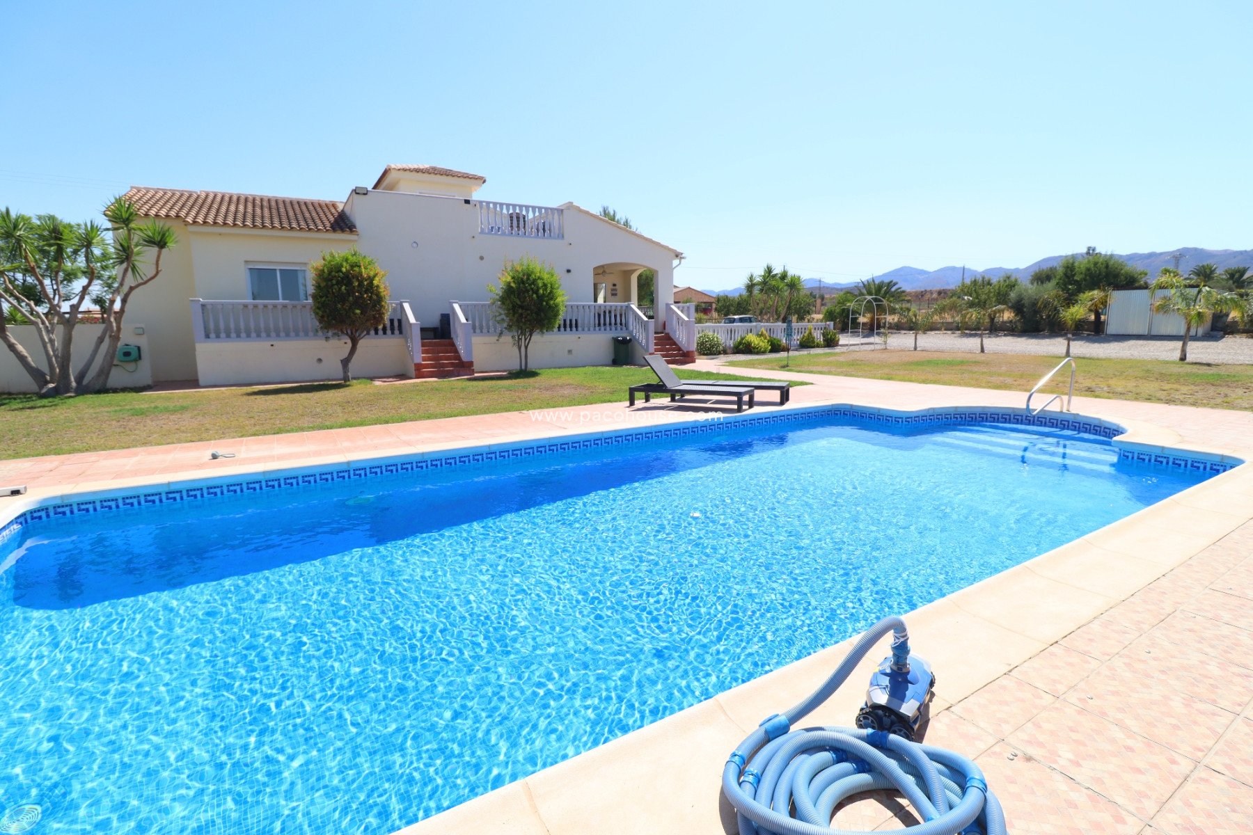 Resale - Villa -
Lorca