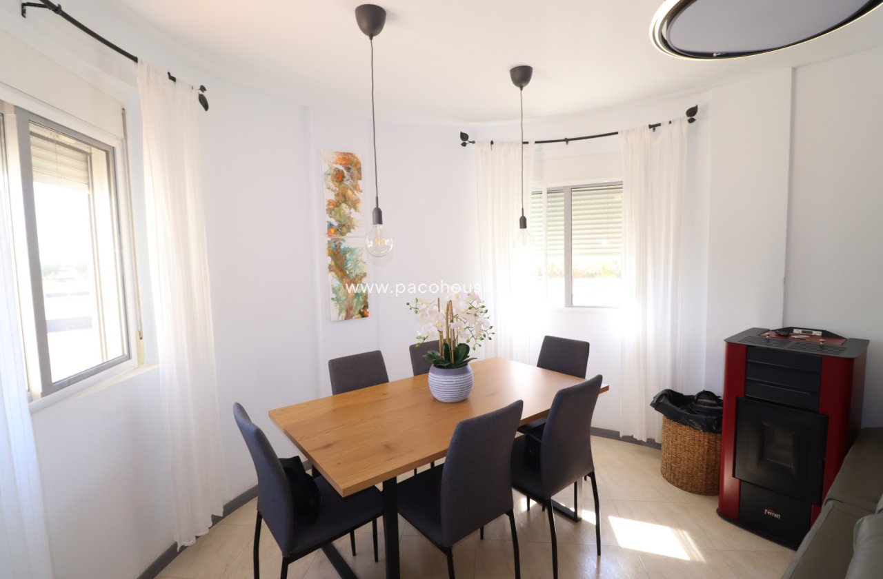 Resale - Villa -
Lorca