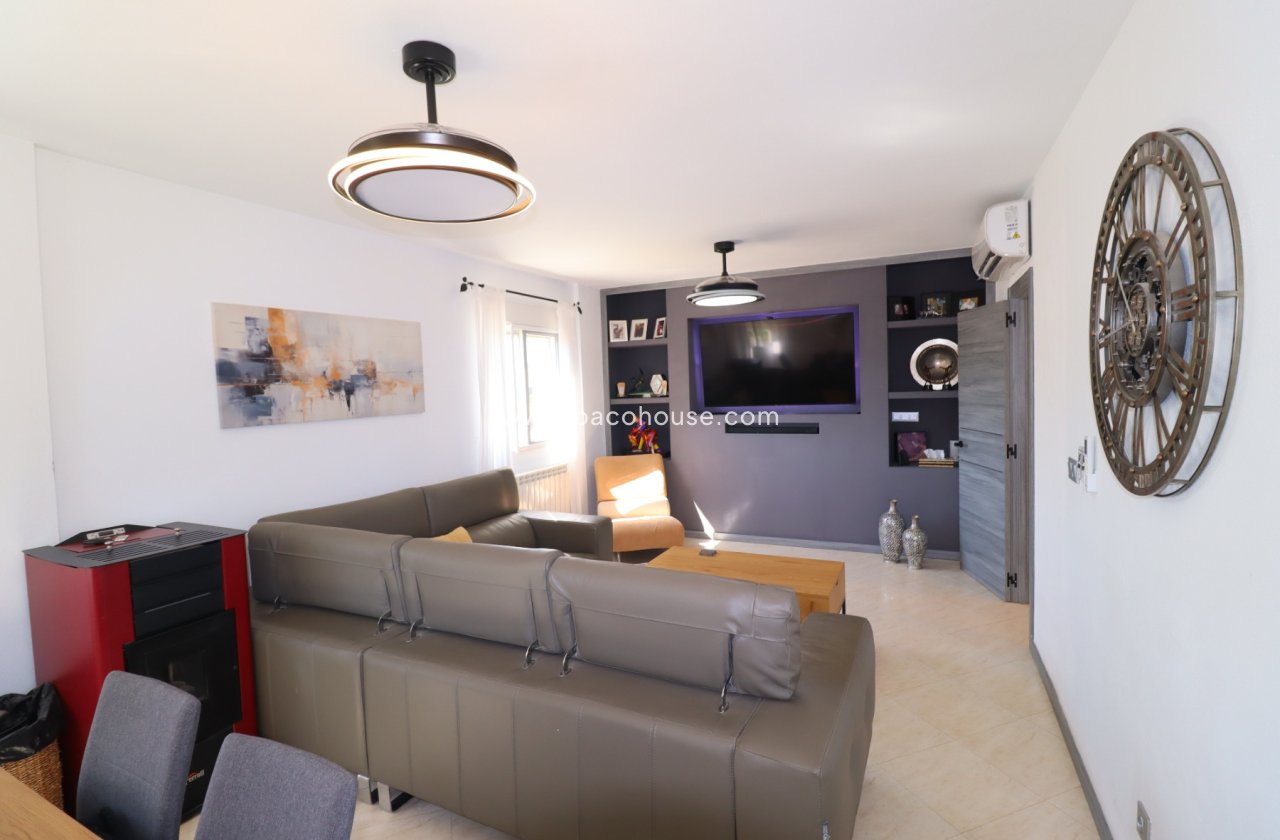 Resale - Villa -
Lorca