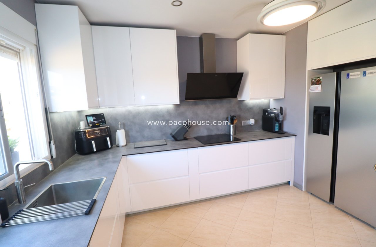 Resale - Villa -
Lorca