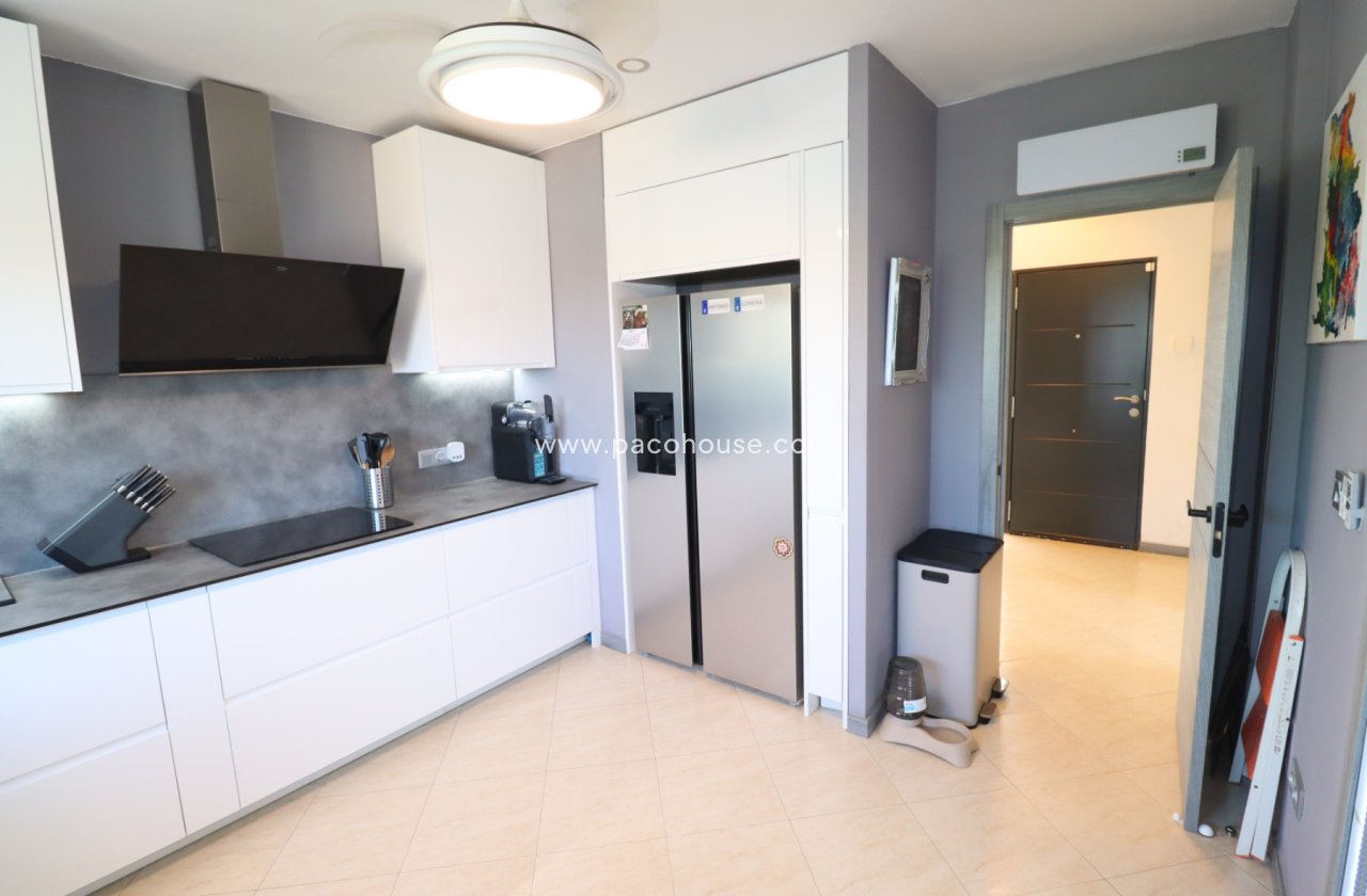 Resale - Villa -
Lorca