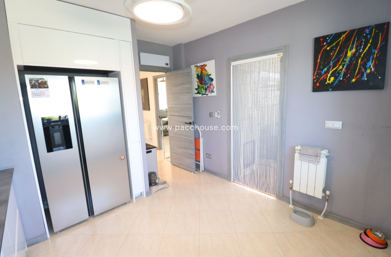 Resale - Villa -
Lorca