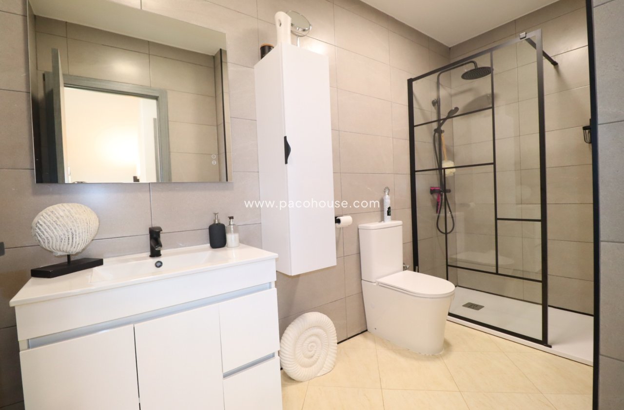 Resale - Villa -
Lorca