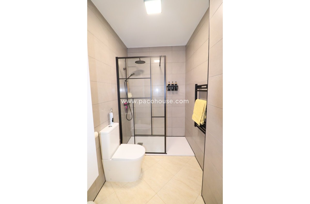 Resale - Villa -
Lorca