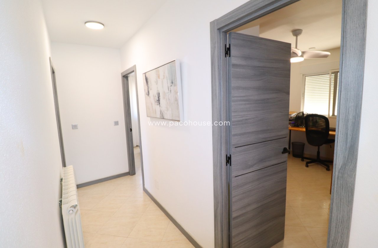 Resale - Villa -
Lorca