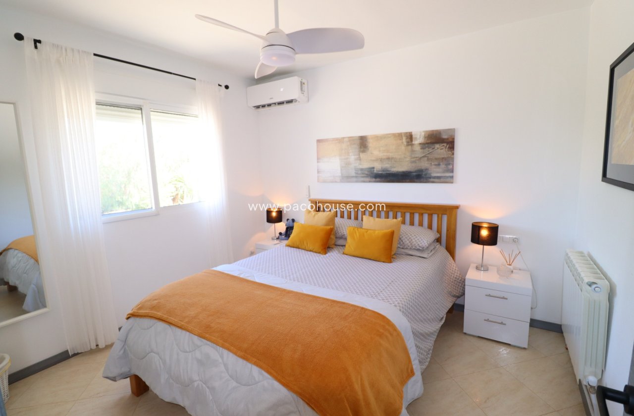 Resale - Villa -
Lorca