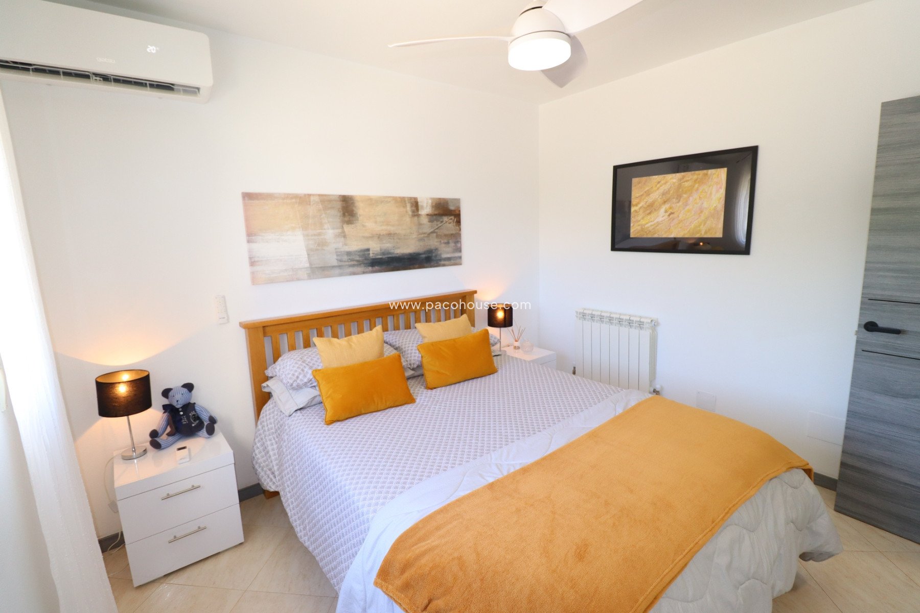 Resale - Villa -
Lorca