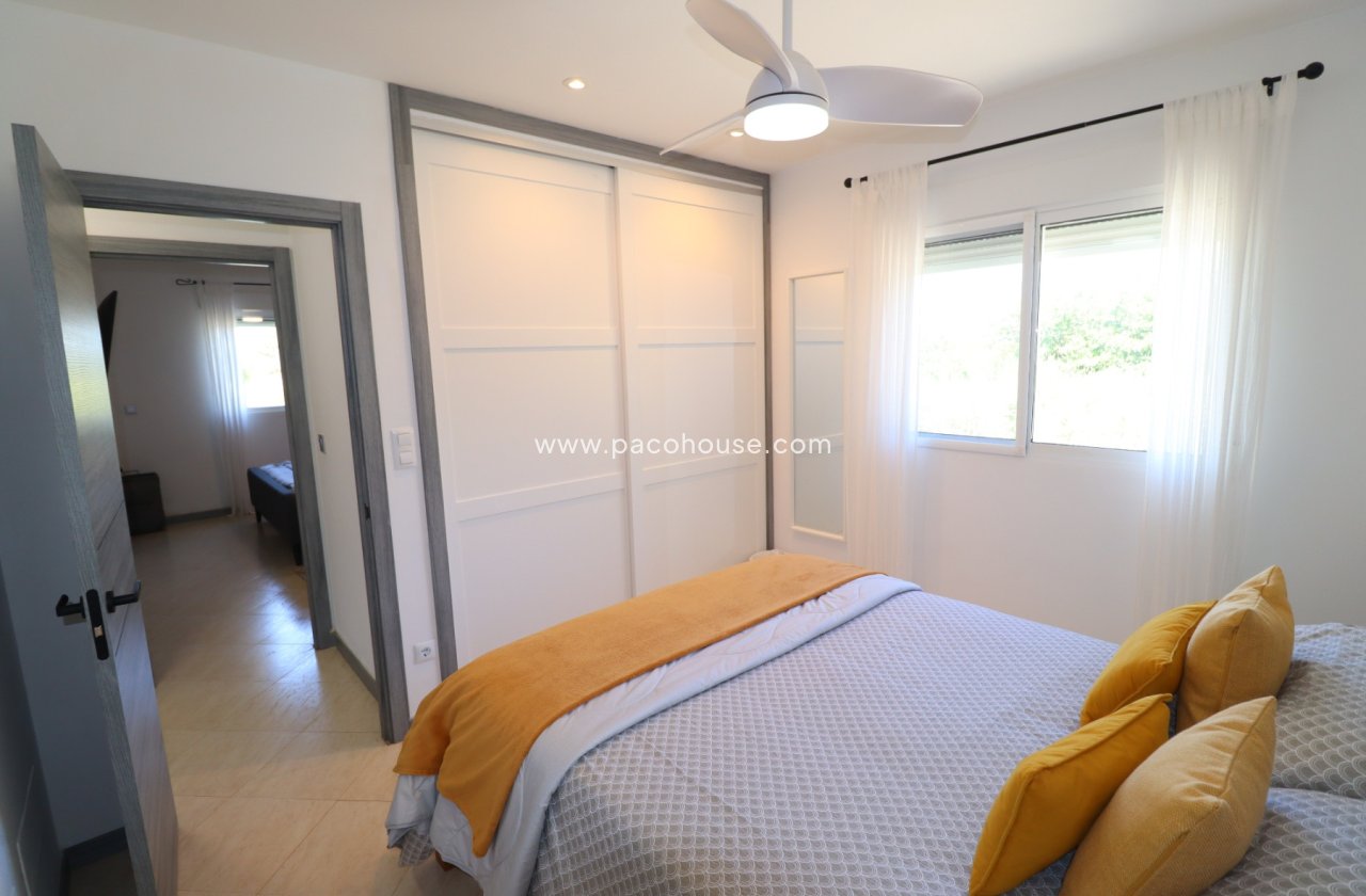 Resale - Villa -
Lorca