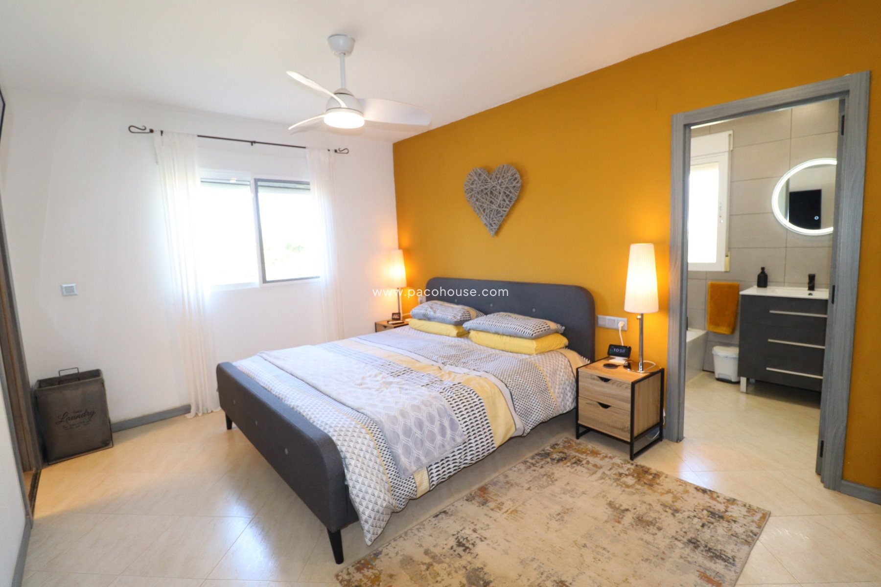 Resale - Villa -
Lorca