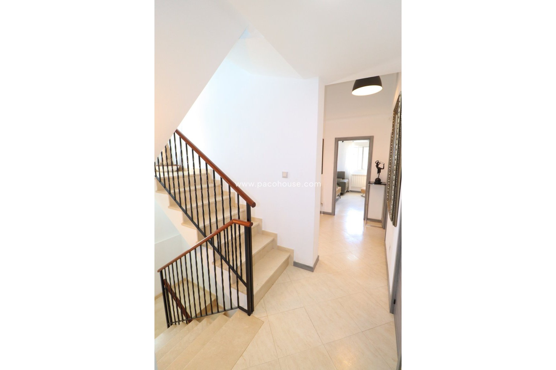 Resale - Villa -
Lorca