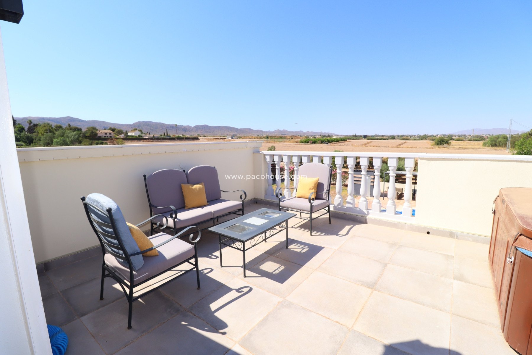 Resale - Villa -
Lorca