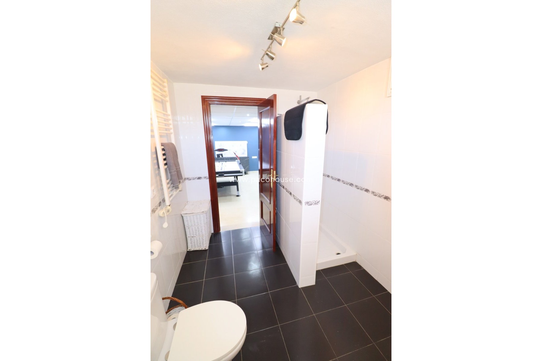 Resale - Villa -
Lorca