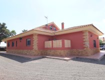 Resale - Villa -
Lorca