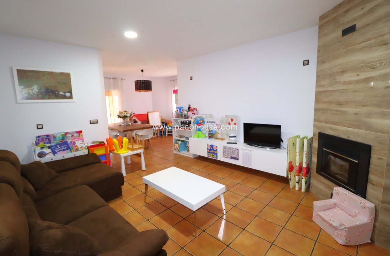Resale - Villa -
Lorca
