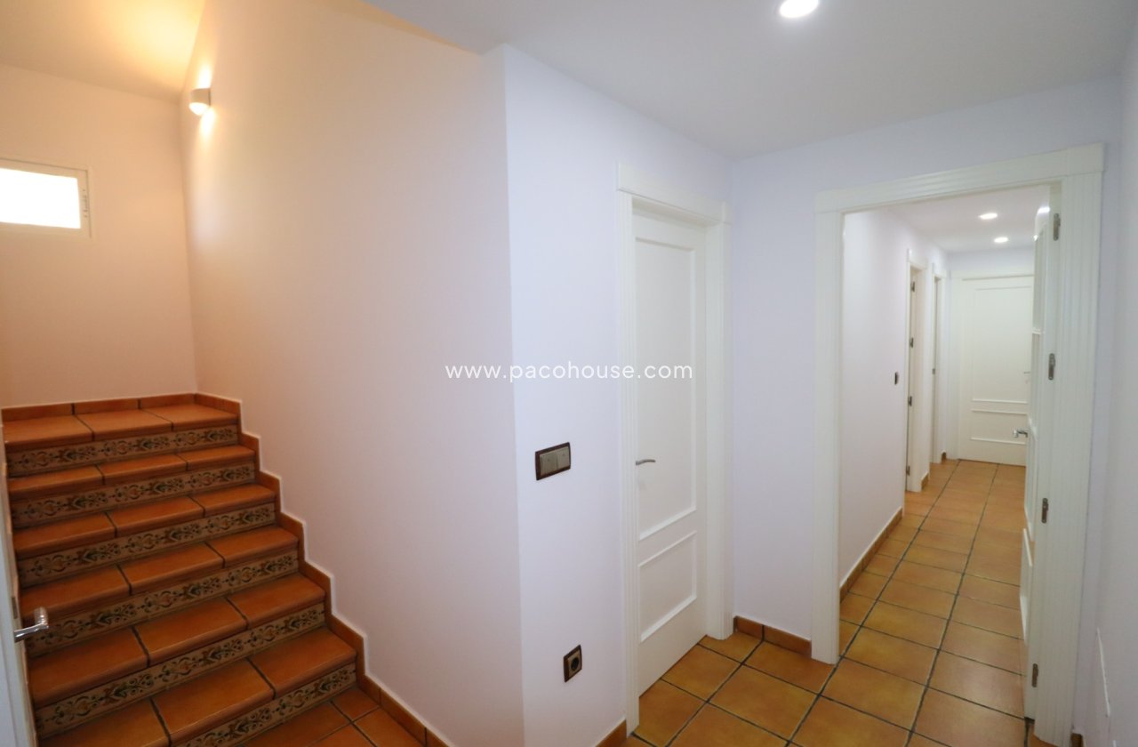 Resale - Villa -
Lorca