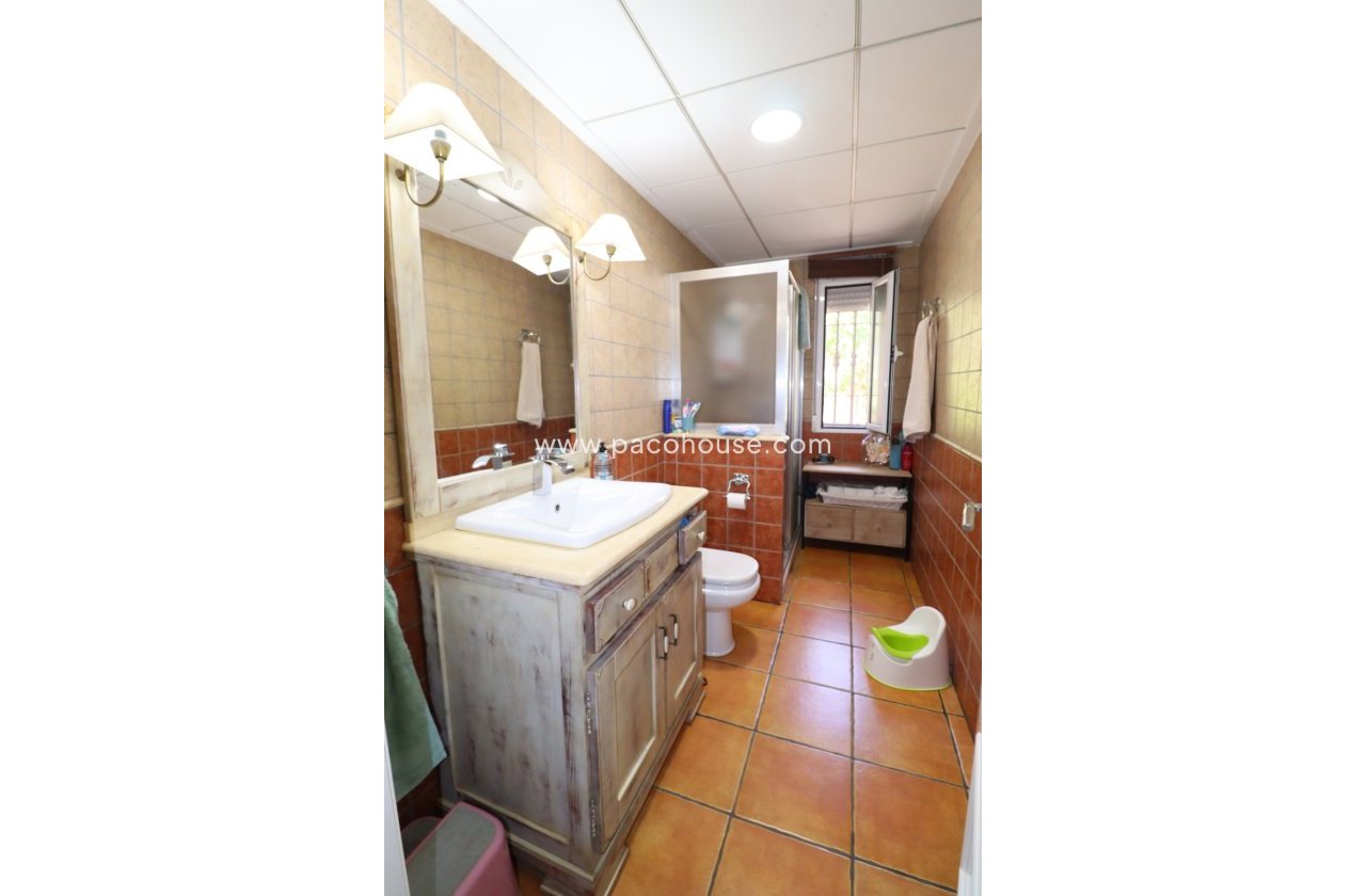 Resale - Villa -
Lorca