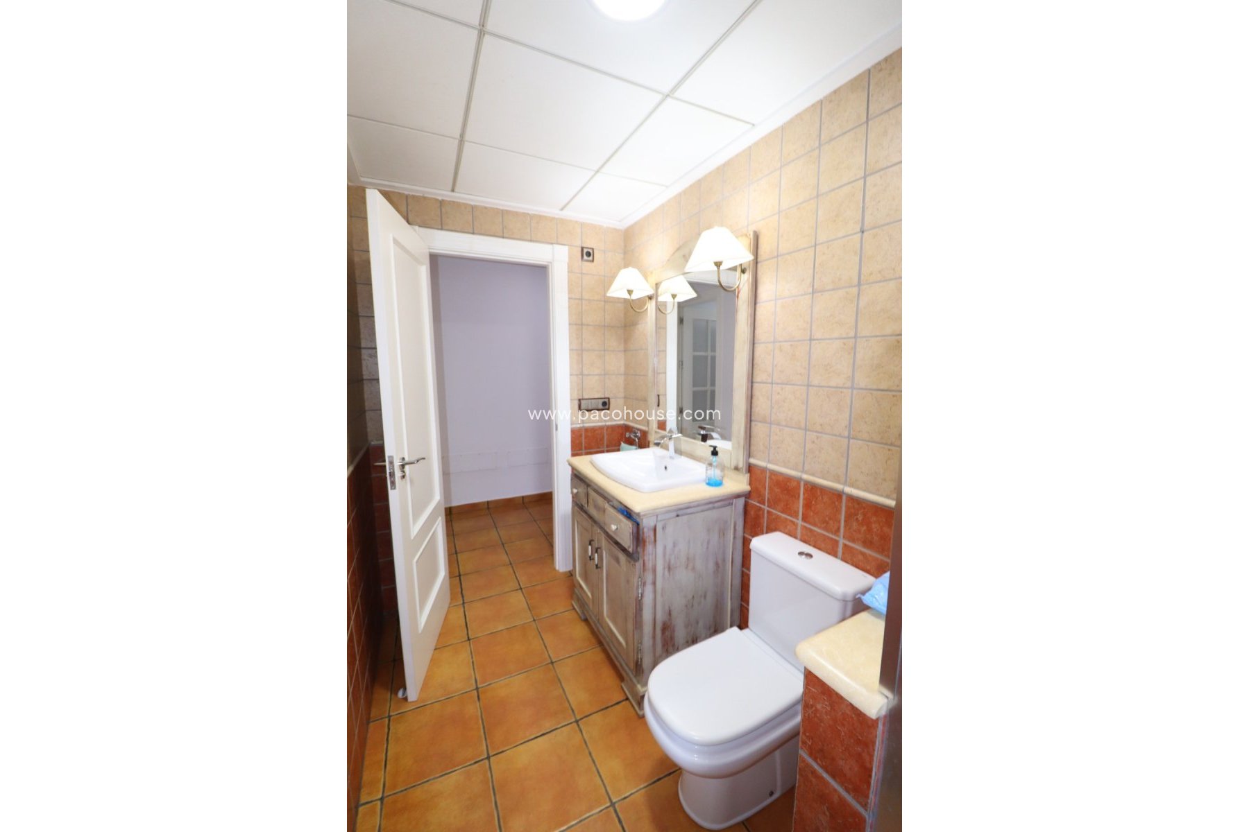 Resale - Villa -
Lorca