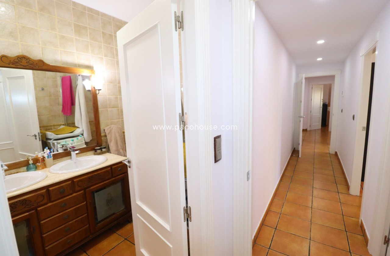 Resale - Villa -
Lorca