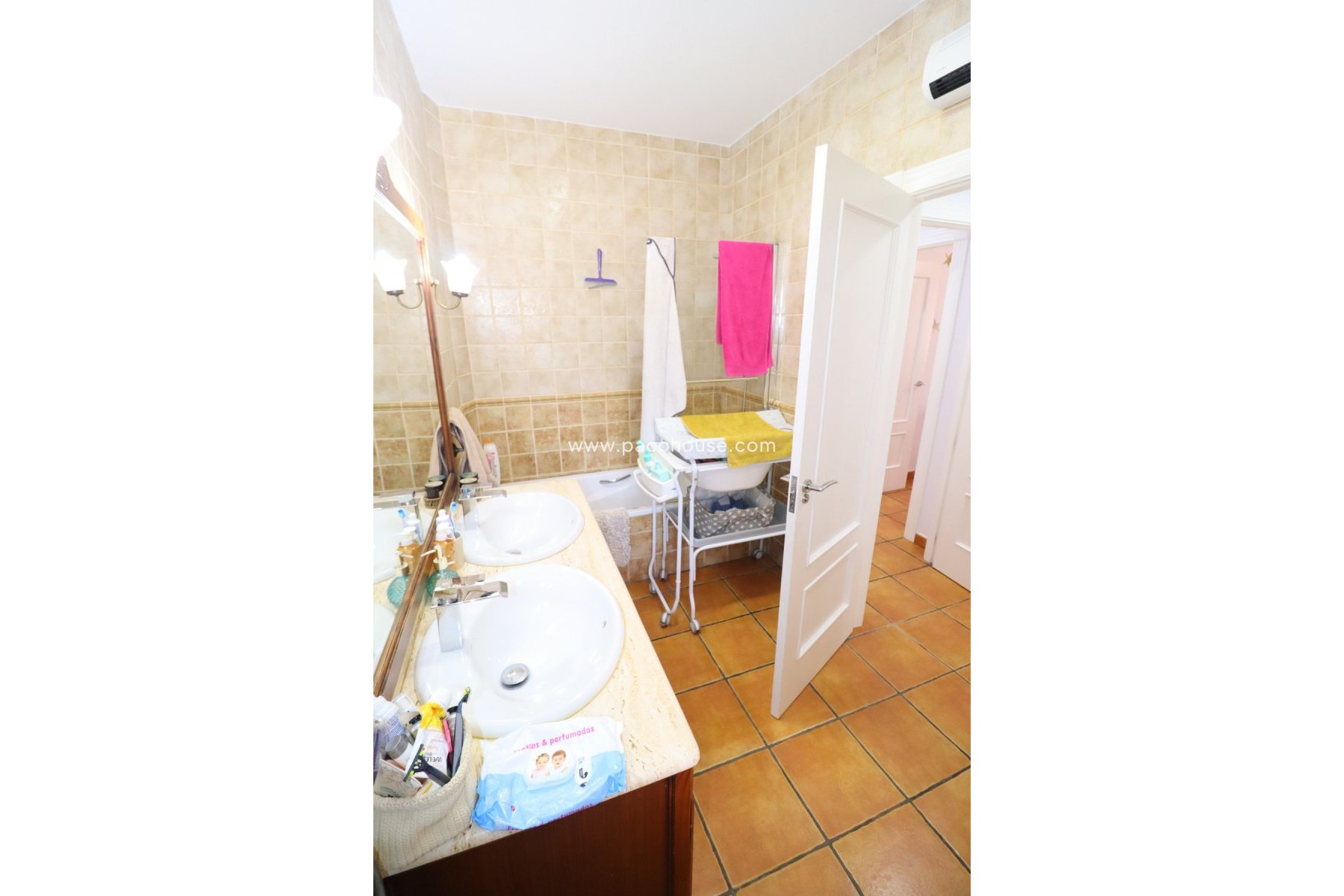 Resale - Villa -
Lorca