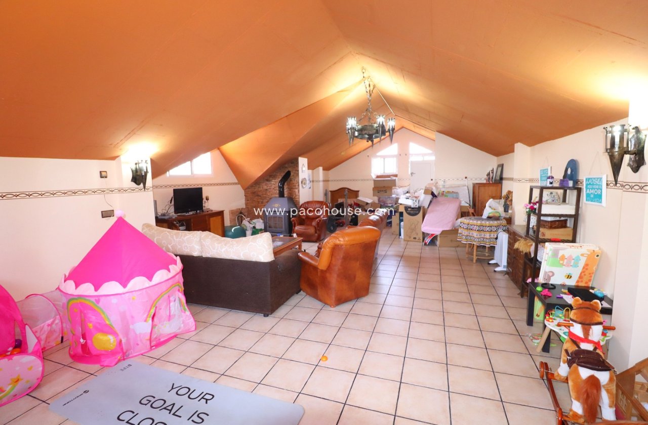 Resale - Villa -
Lorca