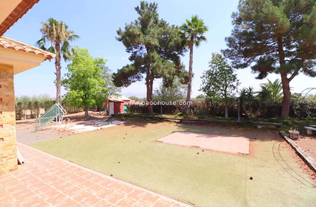 Resale - Villa -
Lorca