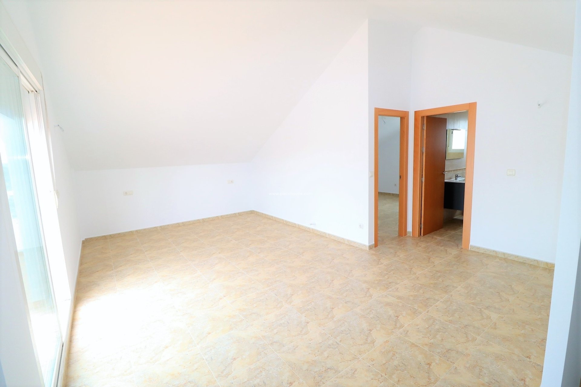 Resale - Villa -
Puerto Lumbreras